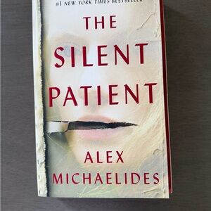 The Silent Patient by Alex Michaelides